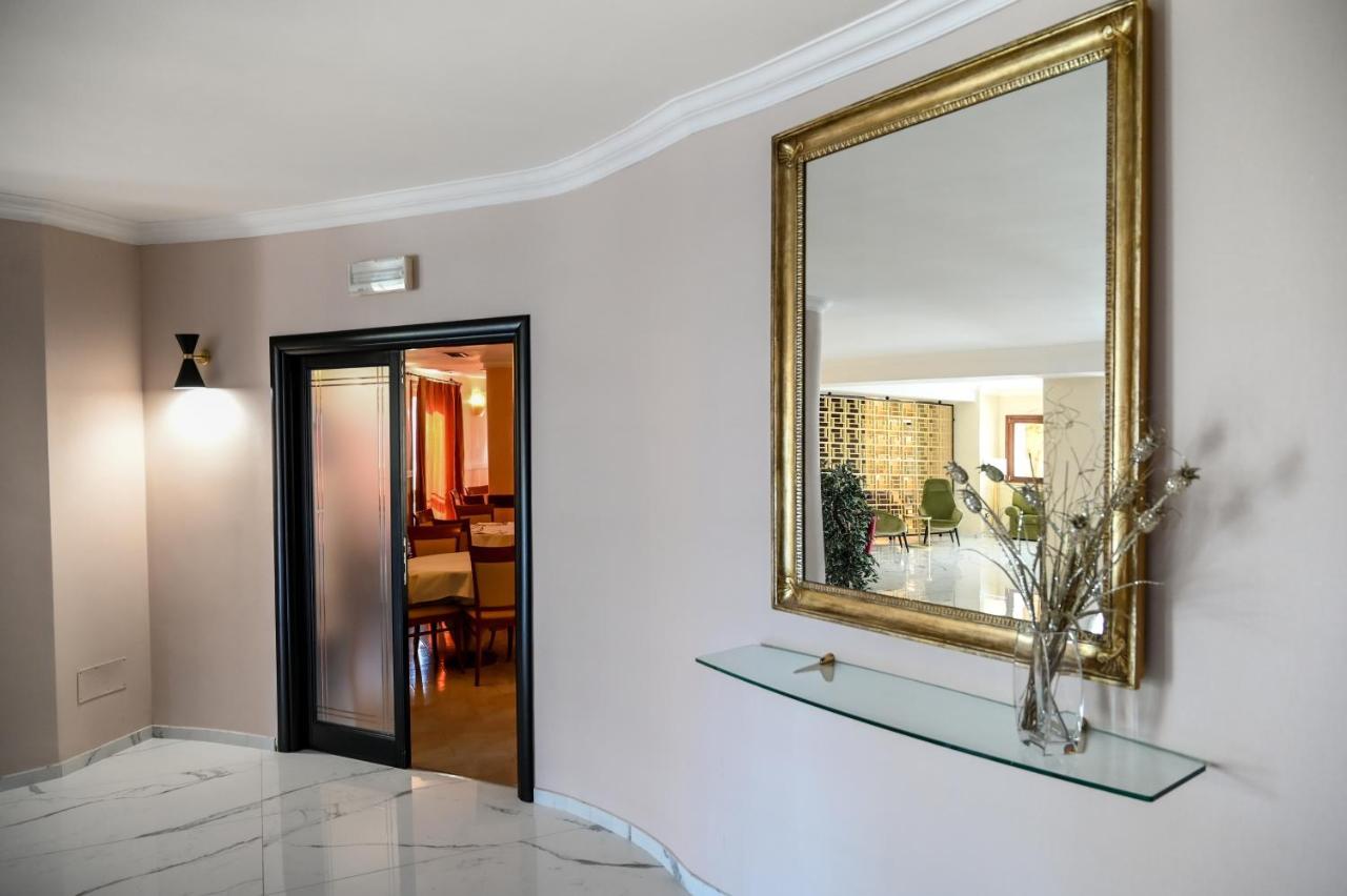 Roma Domus Hotel Ponzano Romano Eksteriør billede
