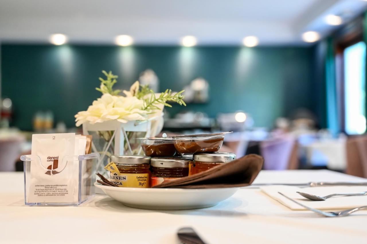 Roma Domus Hotel Ponzano Romano Eksteriør billede