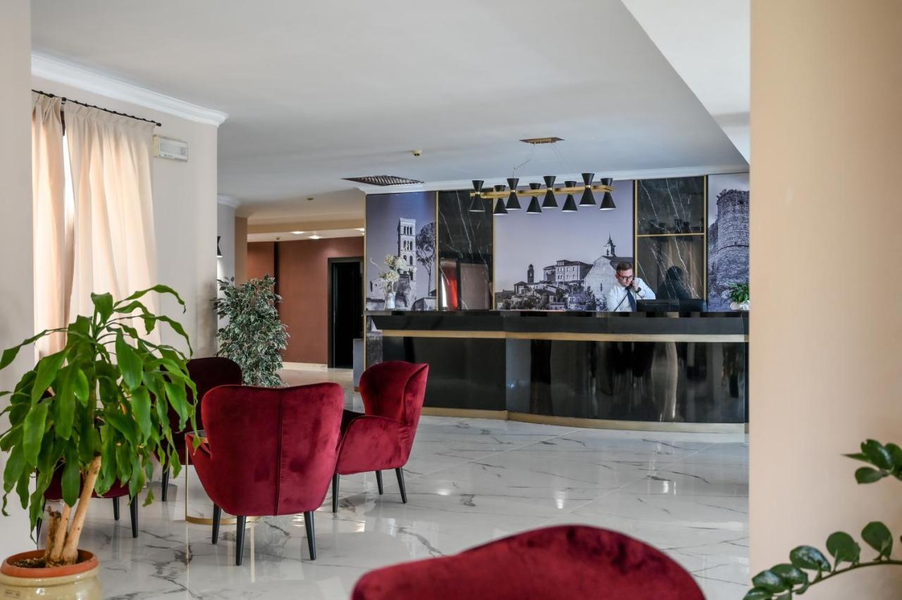 Roma Domus Hotel Ponzano Romano Eksteriør billede