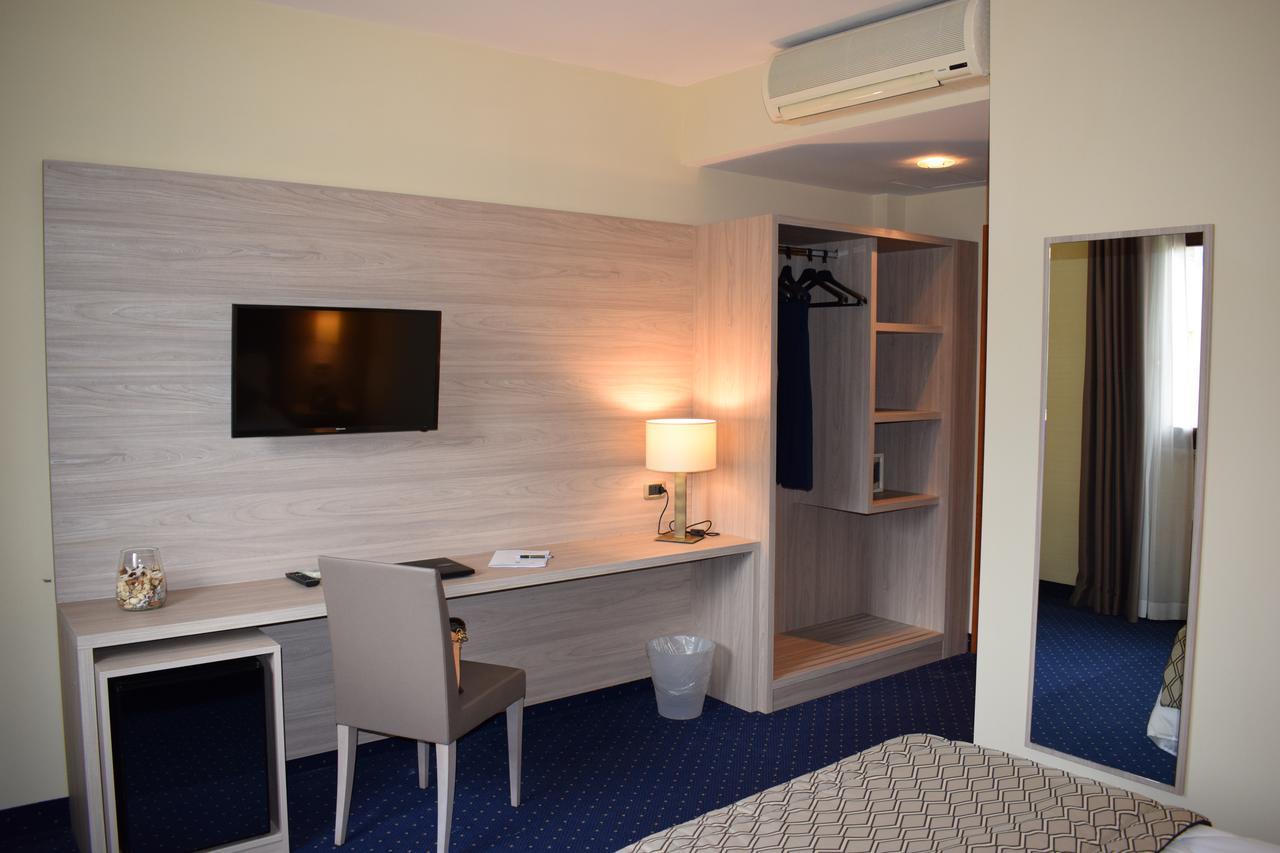 Roma Domus Hotel Ponzano Romano Eksteriør billede